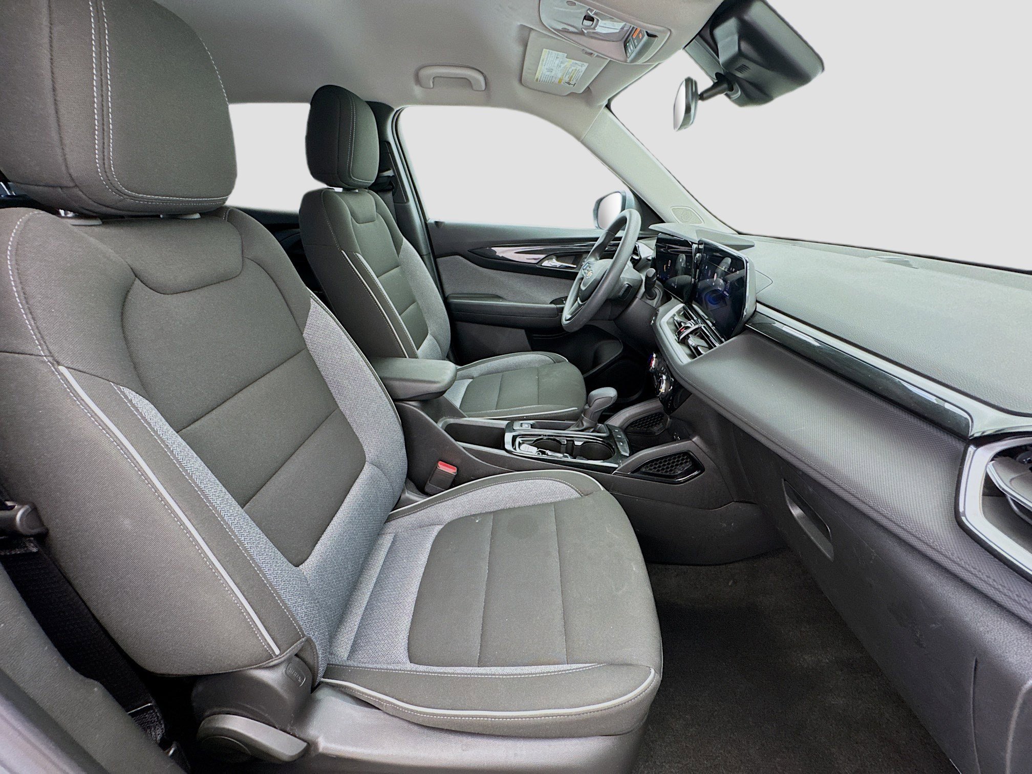 Used 2024 Chevrolet TrailBlazer LT image 18