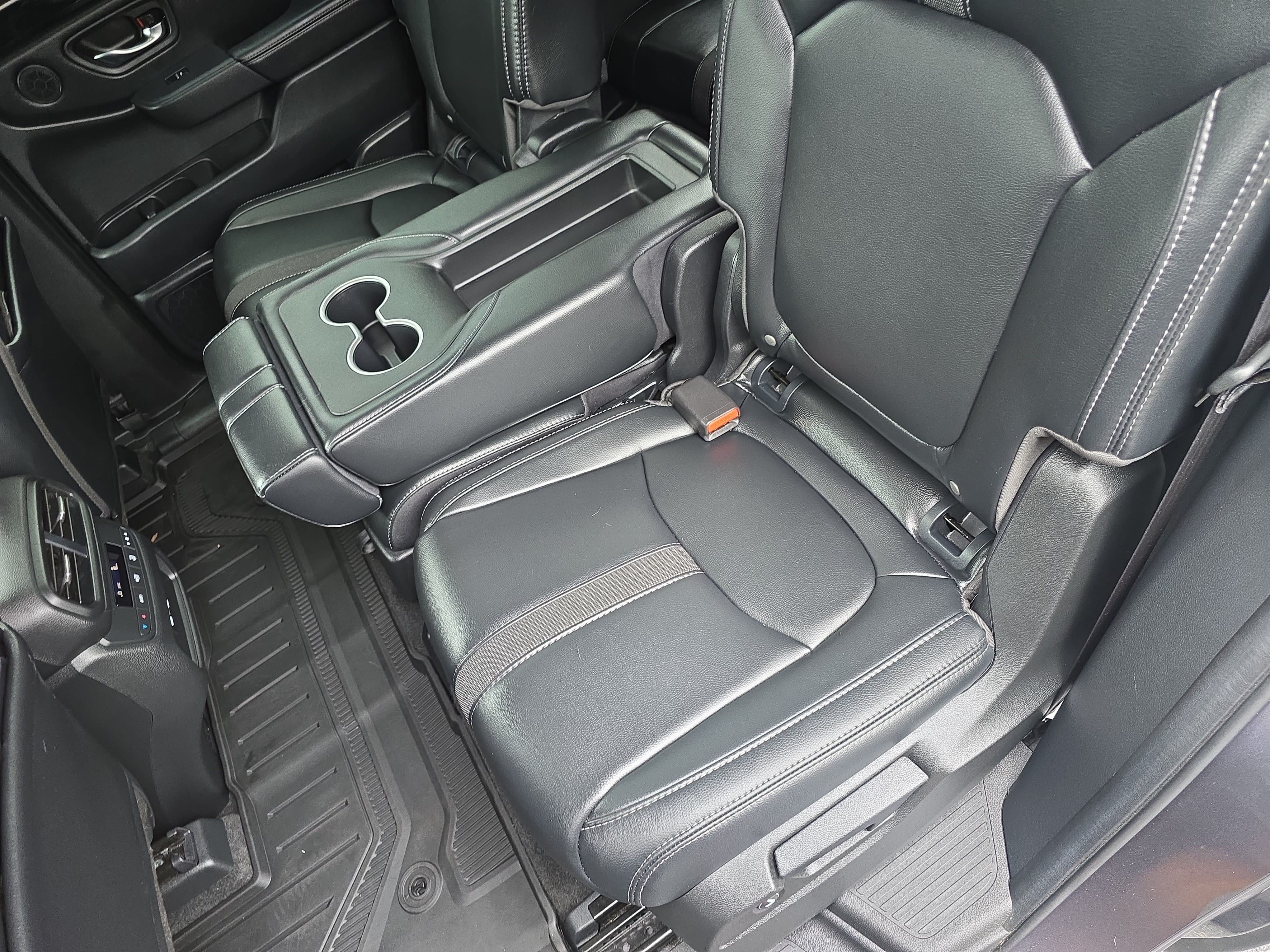 Used 2023 Honda Pilot Touring image 16