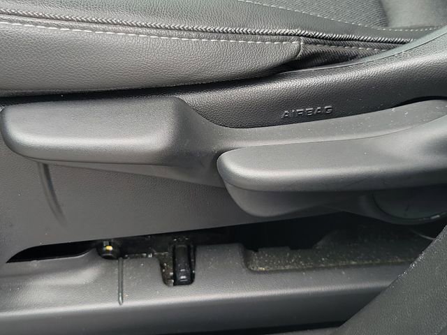 Used 2023 Buick Encore GX Preferred image 18