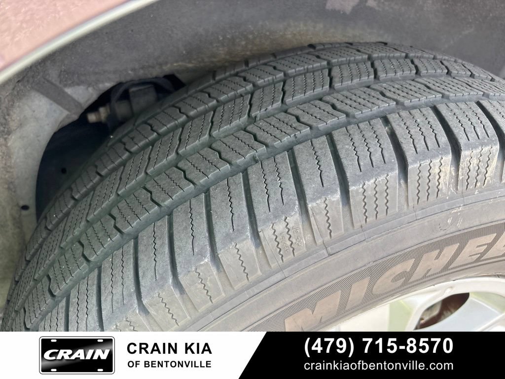 Used 2018 Toyota Sequoia SR5 AWD/4WD image 10
