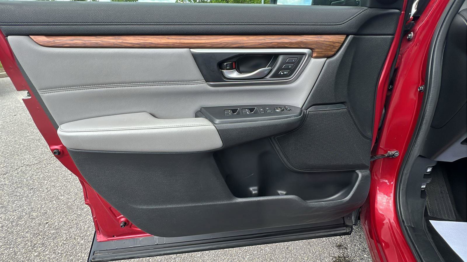 Used 2020 Honda CR-V EX-L image 22