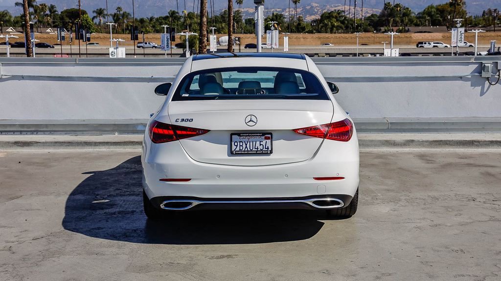 Used 2022 Mercedes-Benz C 300 Sedan image 8