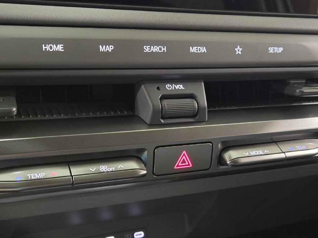 New 2027 Kia EV3 Wind FWD image 28