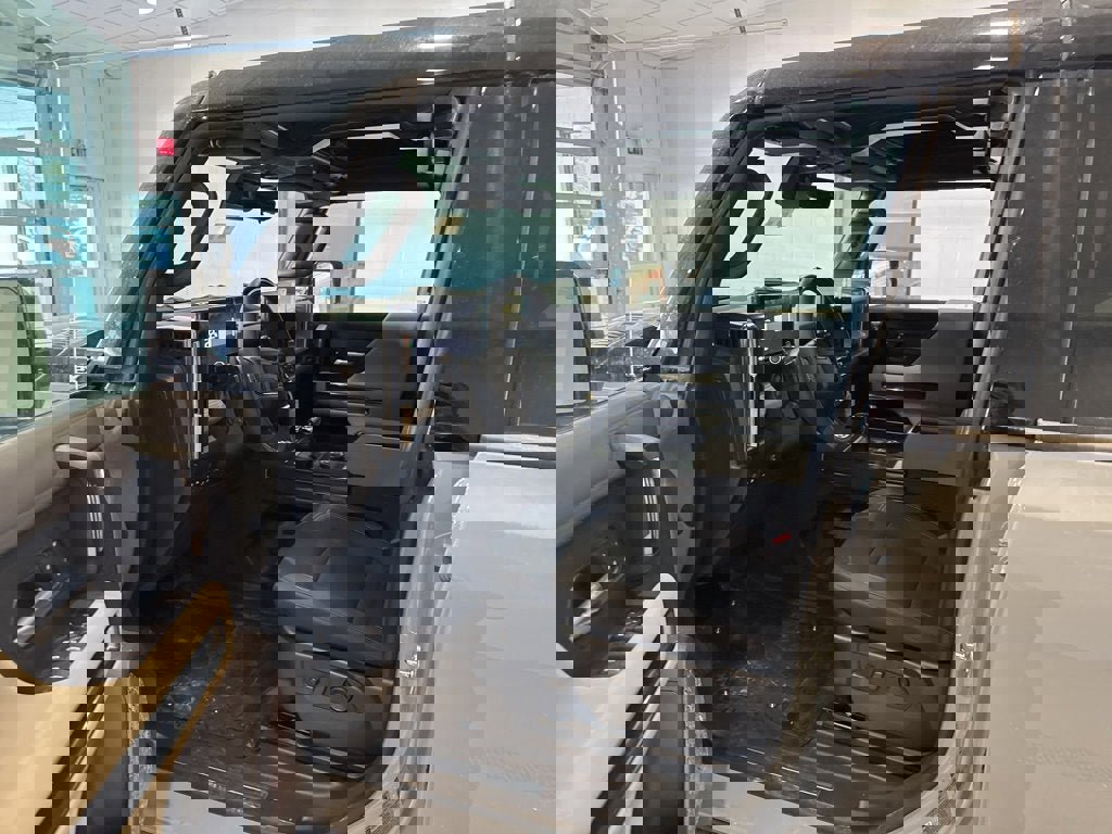 New 2026 GMC Hummer EV 4x4 Crew Cab image 21