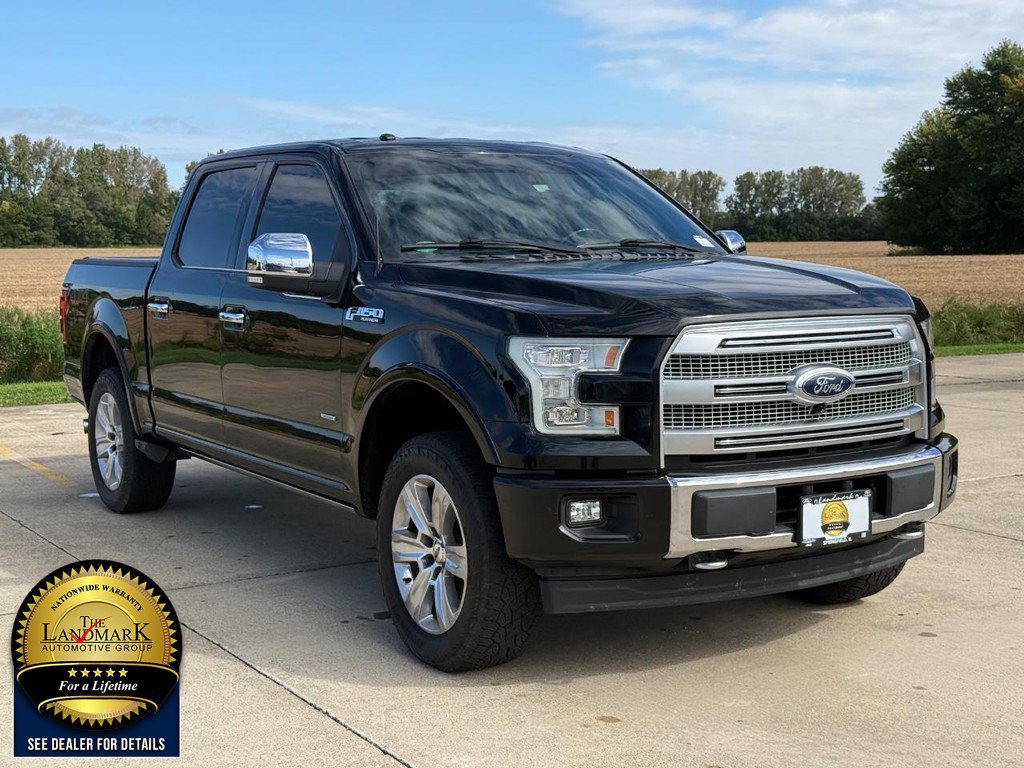 Used 2017 Ford F150 Platinum w/ Equipment Group 701A Luxury AWD/4WD image 3