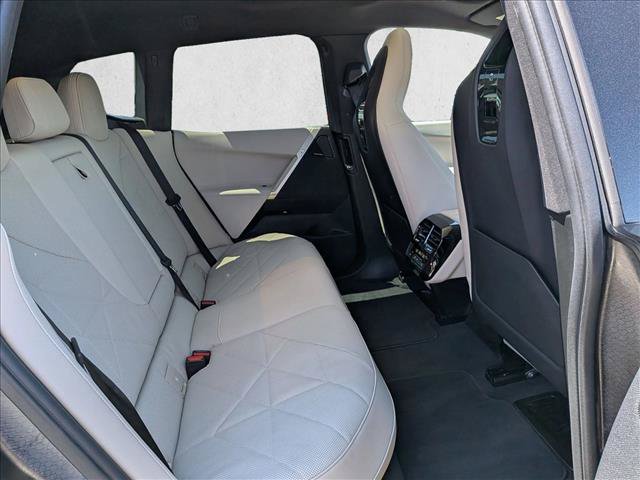 Used 2024 BMW iX xDrive50 AWD/4WD image 20