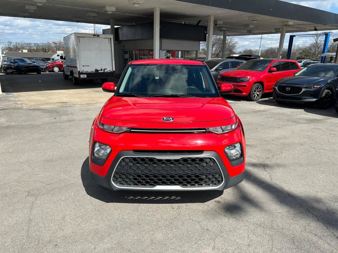 Used 2021 Kia Soul LX image 2
