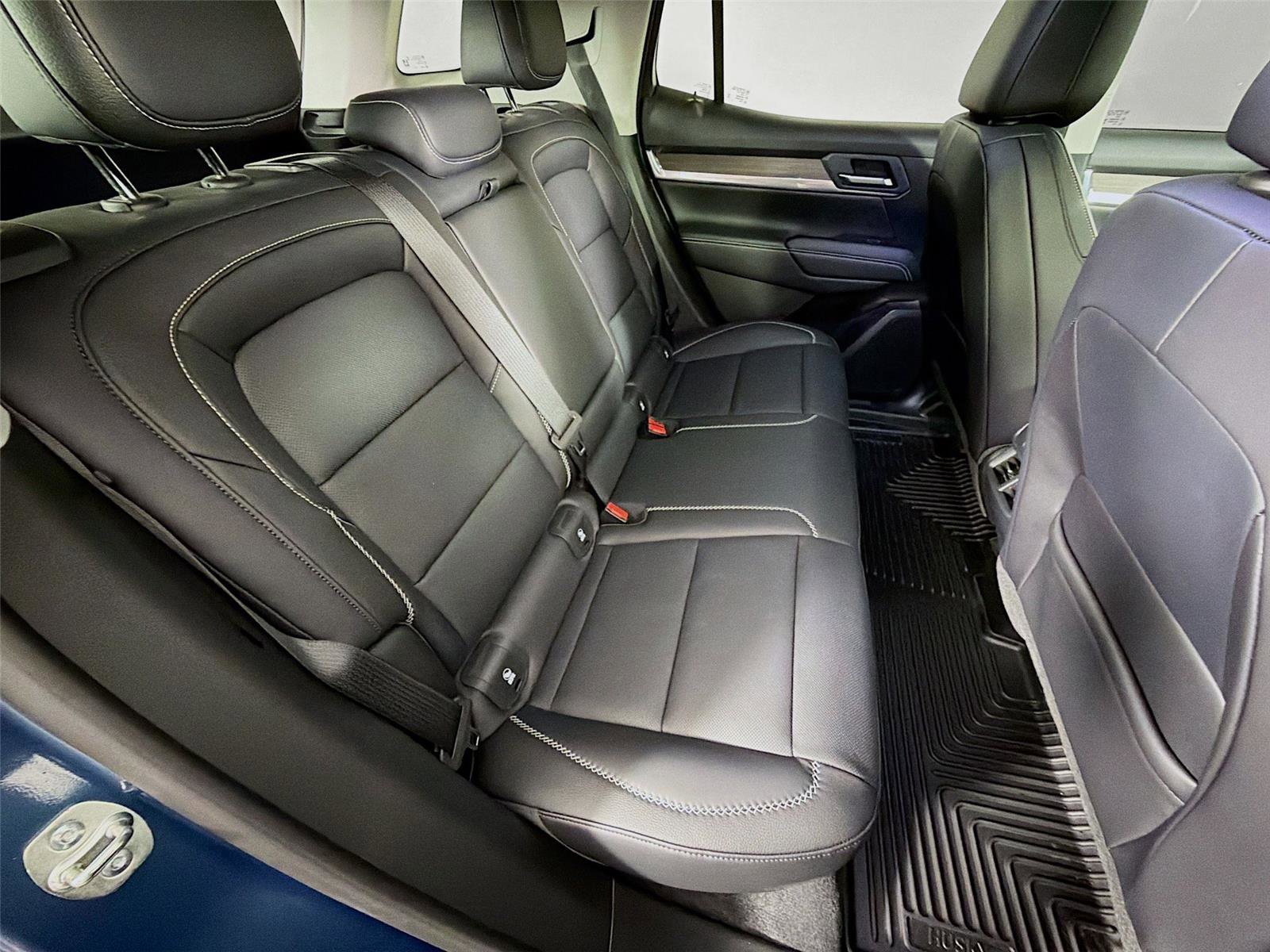 Used 2026 GMC Terrain Denali image 28