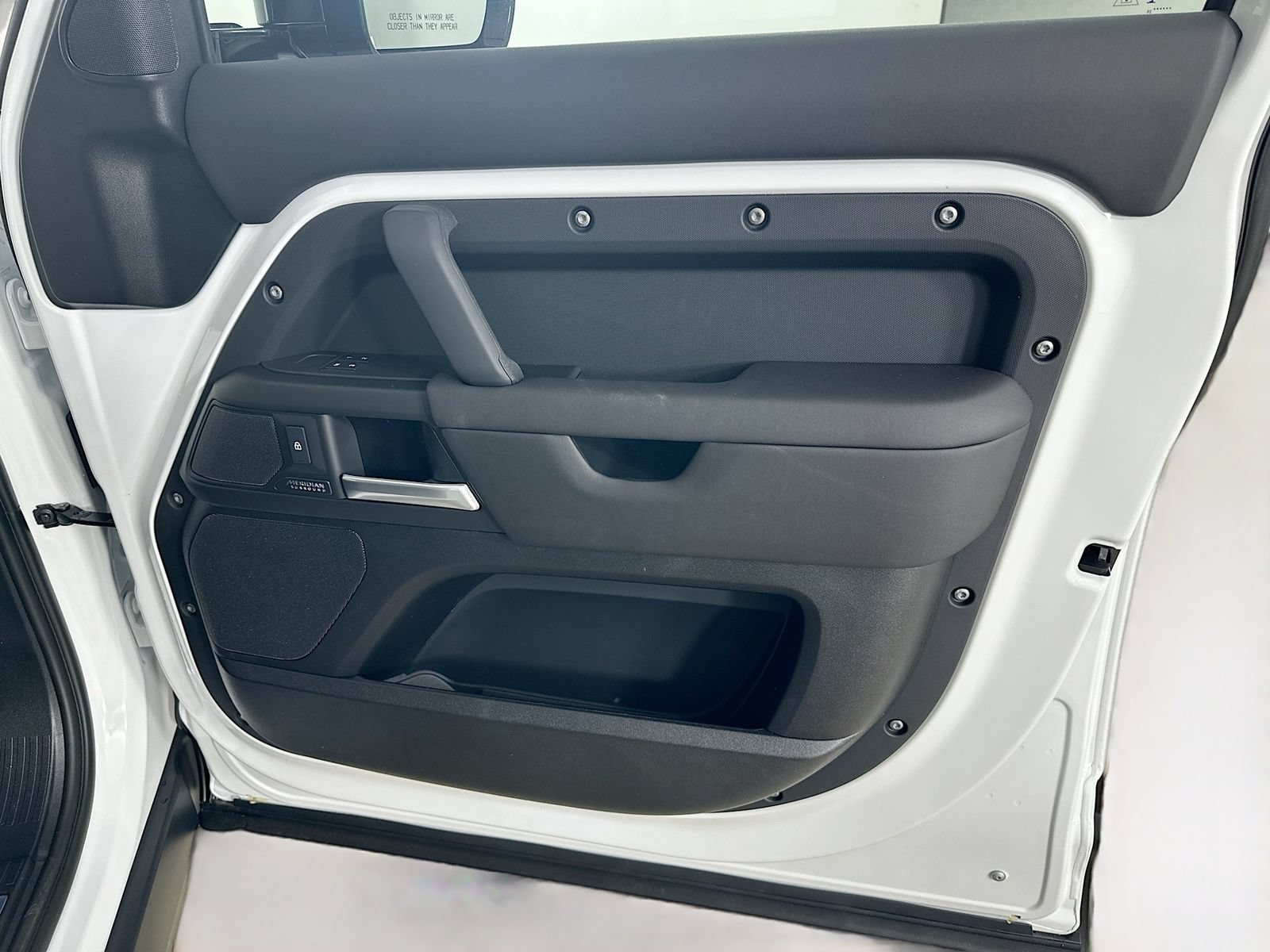 New 2026 Land Rover Defender 110 X-Dynamic SE AWD/4WD image 43