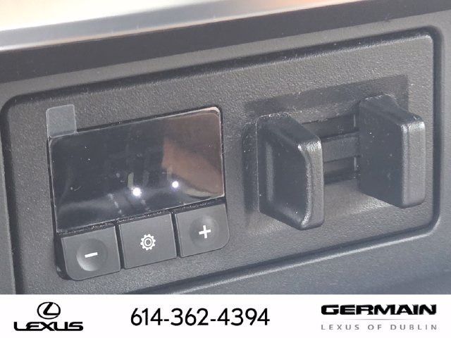 Used 2022 Nissan Armada SL w/ Captain's Chairs Package AWD/4WD image 24