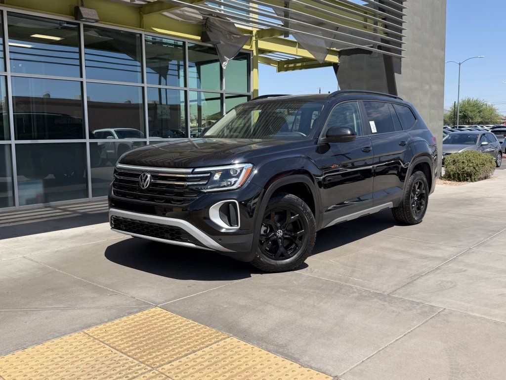 Used 2024 Volkswagen Atlas Peak Edition SEL