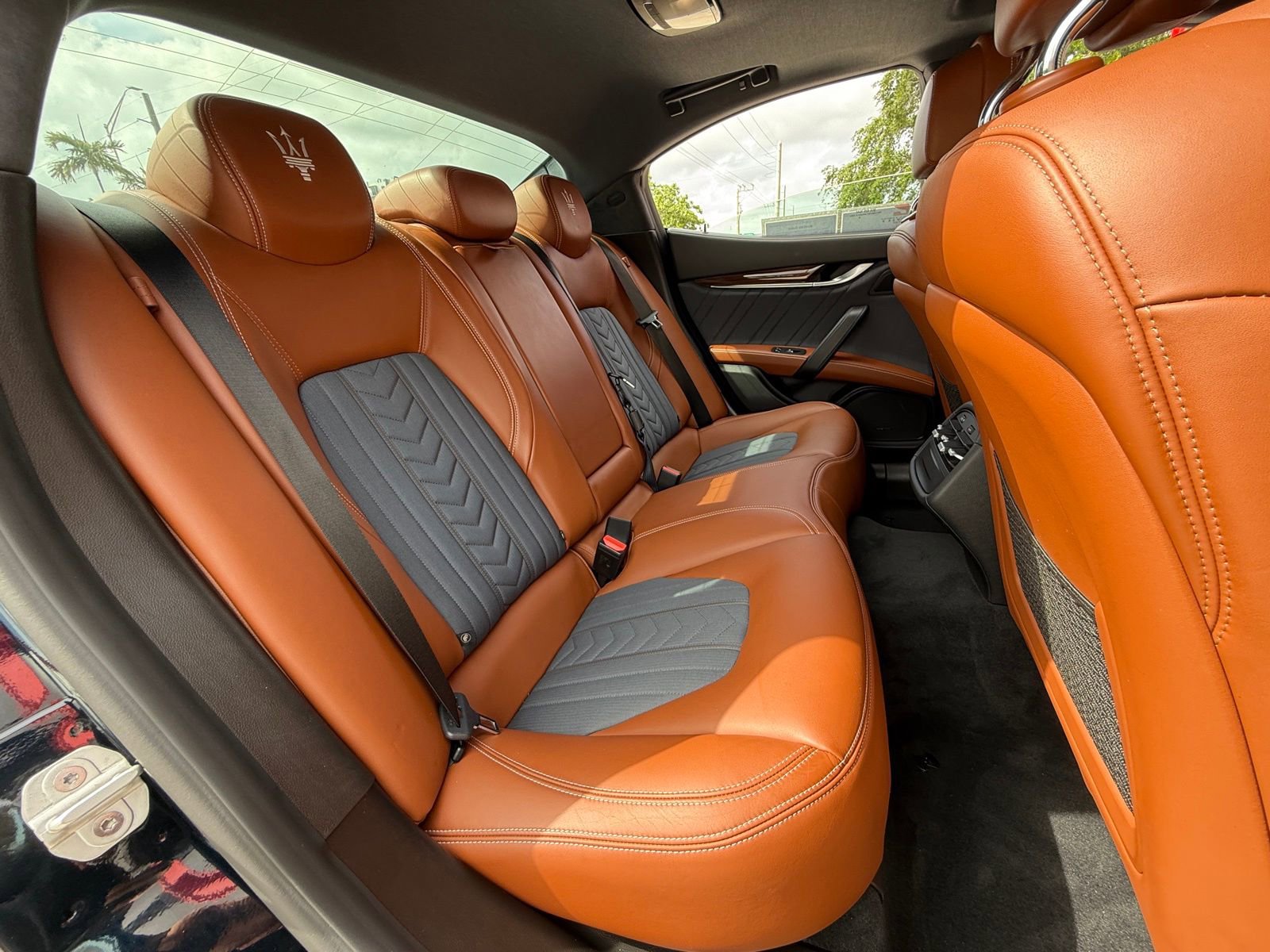 Used 2021 Maserati Ghibli S GranLusso RWD image 18