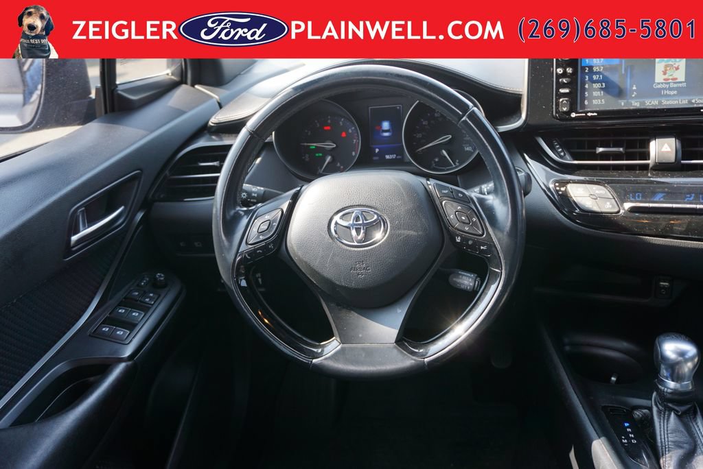 Used 2018 Toyota C-HR XLE FWD image 13
