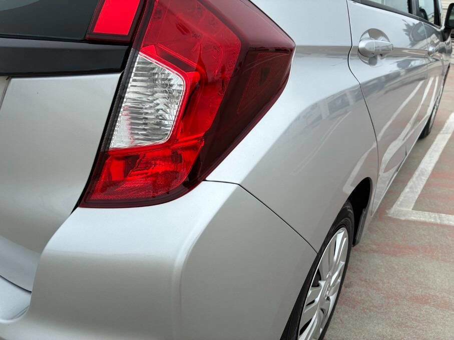 Used 2015 Honda Fit LX image 30