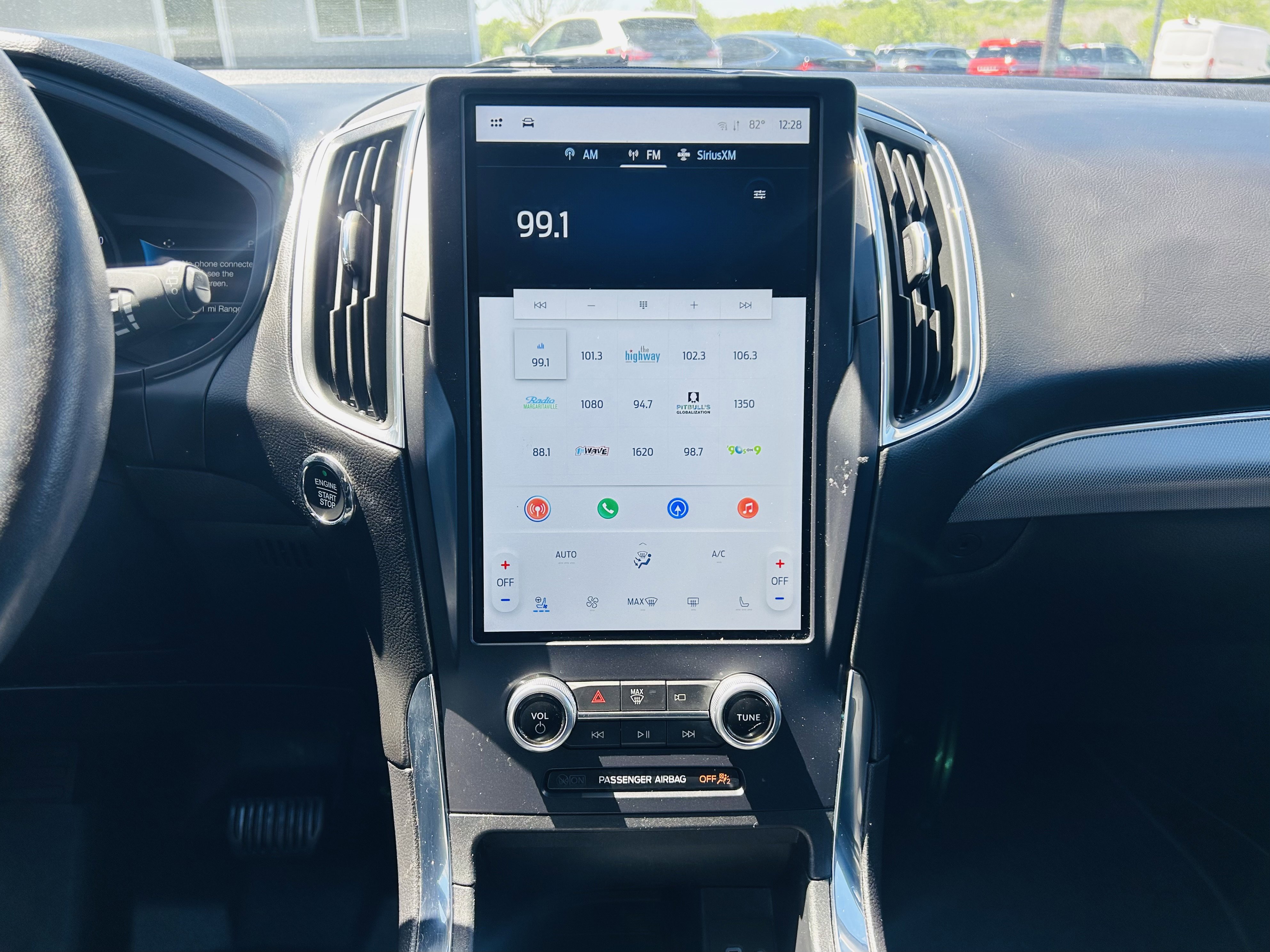 Used 2022 Ford Edge Titanium w/ Equipment Group 301A image 17