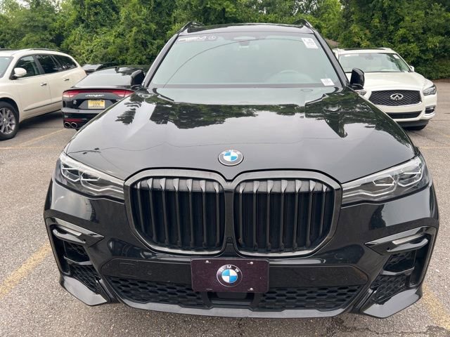 Used 2020 BMW X7 xDrive40i w/ M Sport Package AWD/4WD image 2