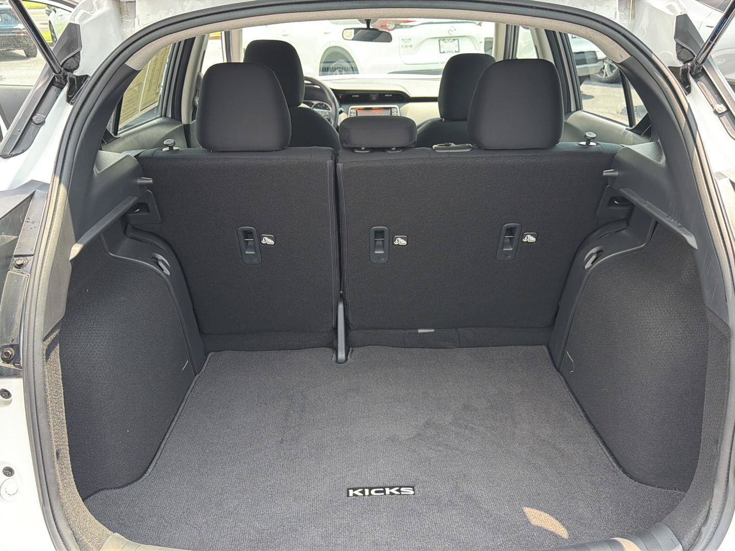 Used 2024 Nissan Kicks S FWD image 31