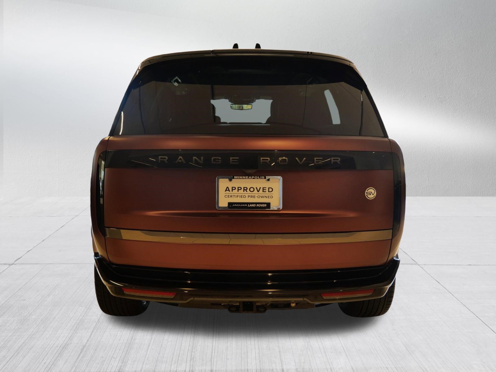 Certified 2023 Land Rover Range Rover SV AWD/4WD image 3