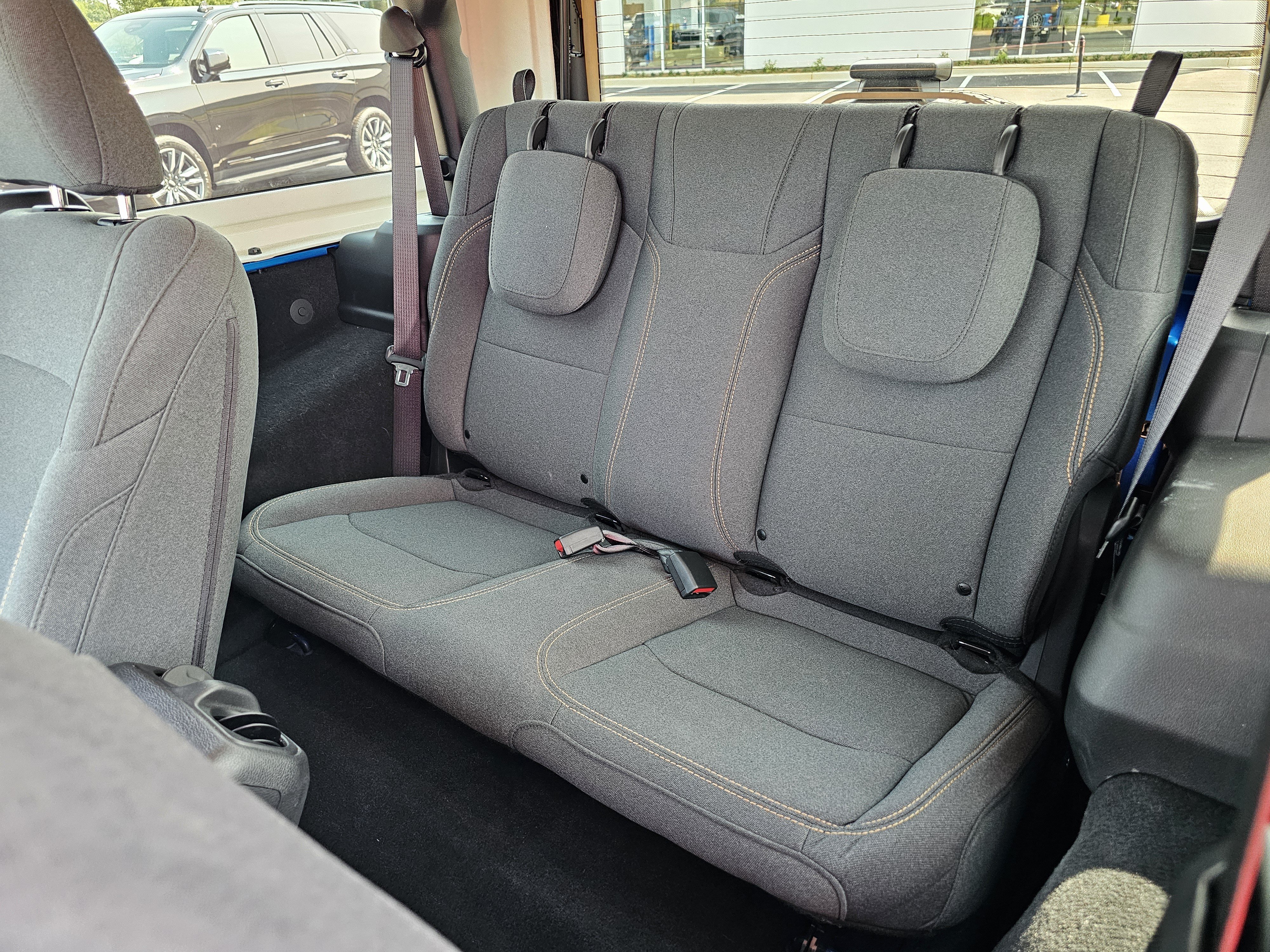 Used 2024 Jeep Wrangler Sport AWD/4WD image 32