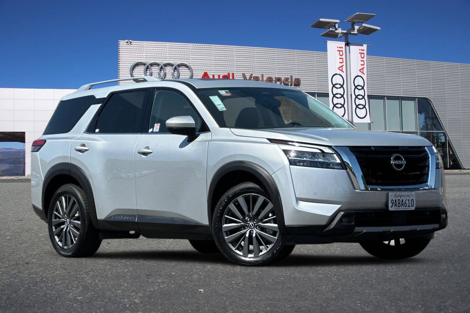 Used 2022 Nissan Pathfinder SL
