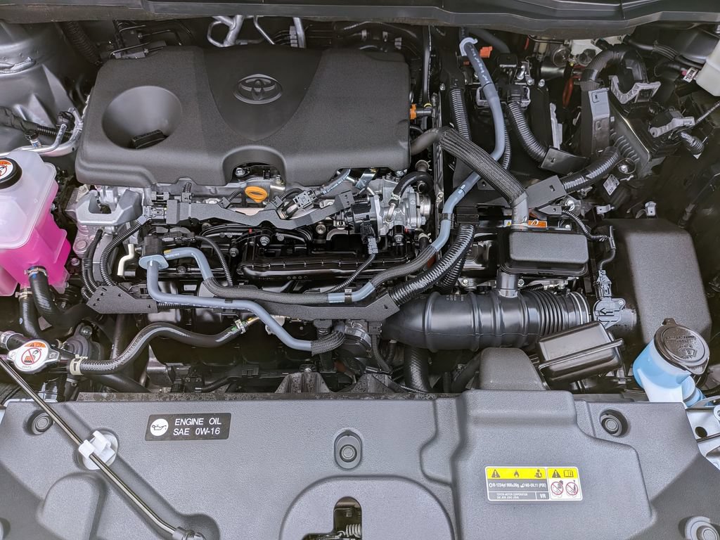 Used 2026 Toyota Sienna XLE FWD image 37