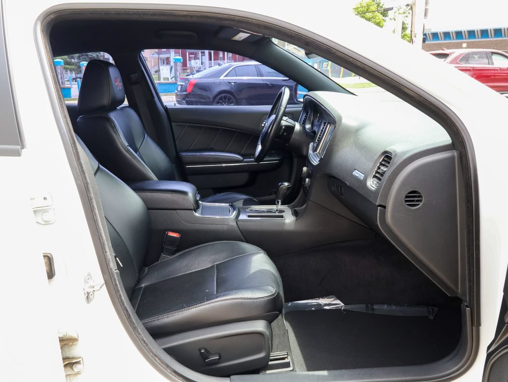Used 2013 Dodge Charger R/T RWD image 31