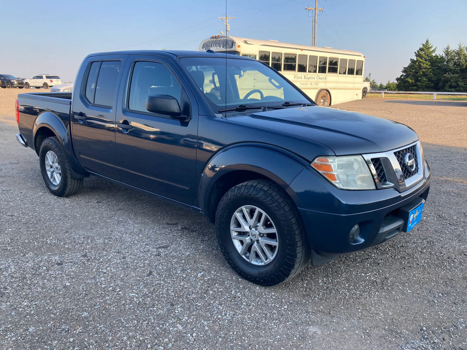 Used 2016 Nissan Frontier SV RWD image 9