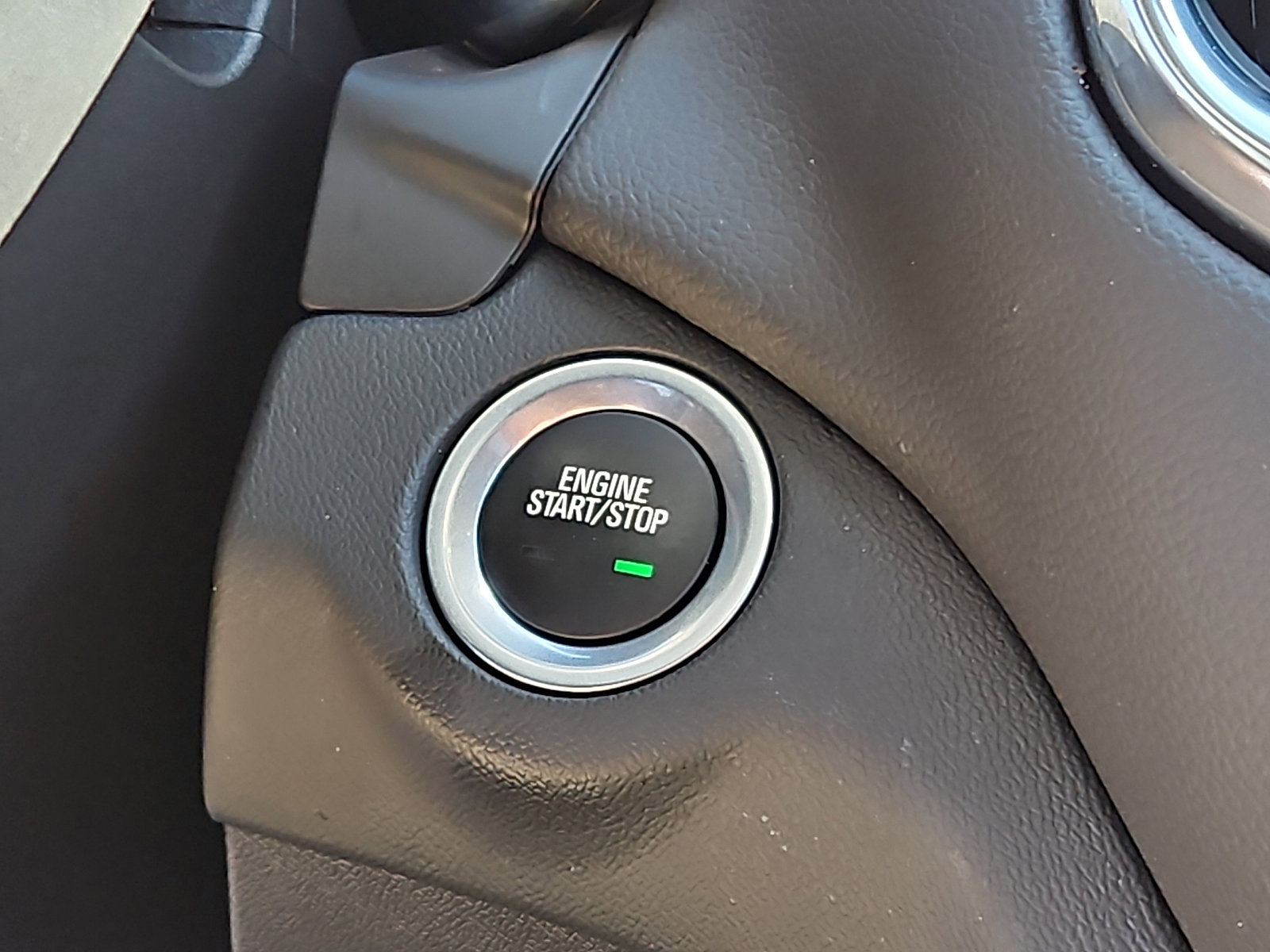Used 2023 Chevrolet Equinox LT image 22
