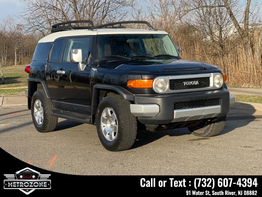 Used 2007 Toyota FJ Cruiser Manual Transmission image 8
