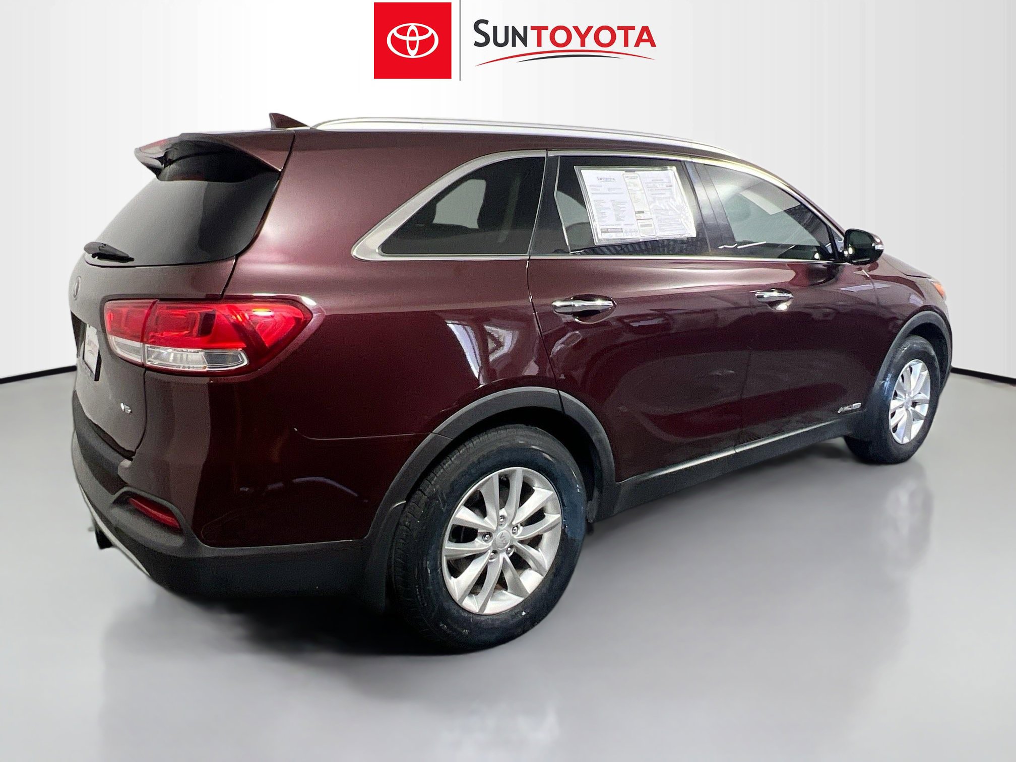 Used 2018 Kia Sorento LX w/ LX V6 Convenience Package AWD/4WD image 4