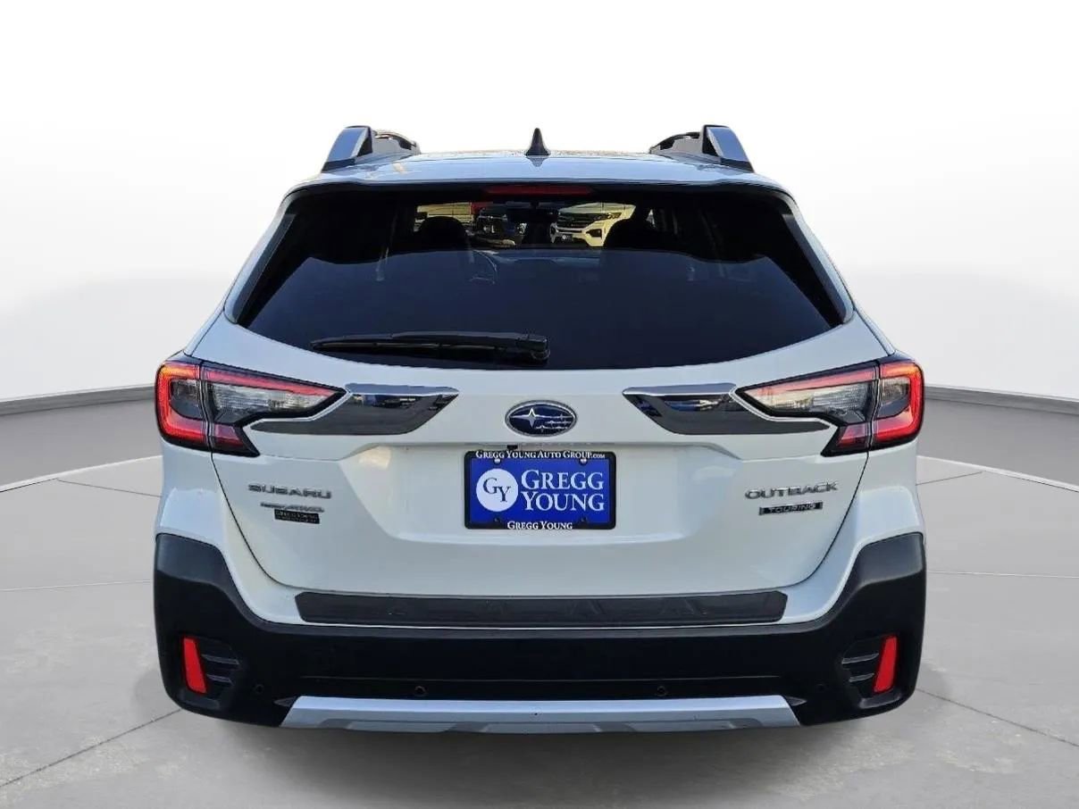 Used 2020 Subaru Outback Touring image 6