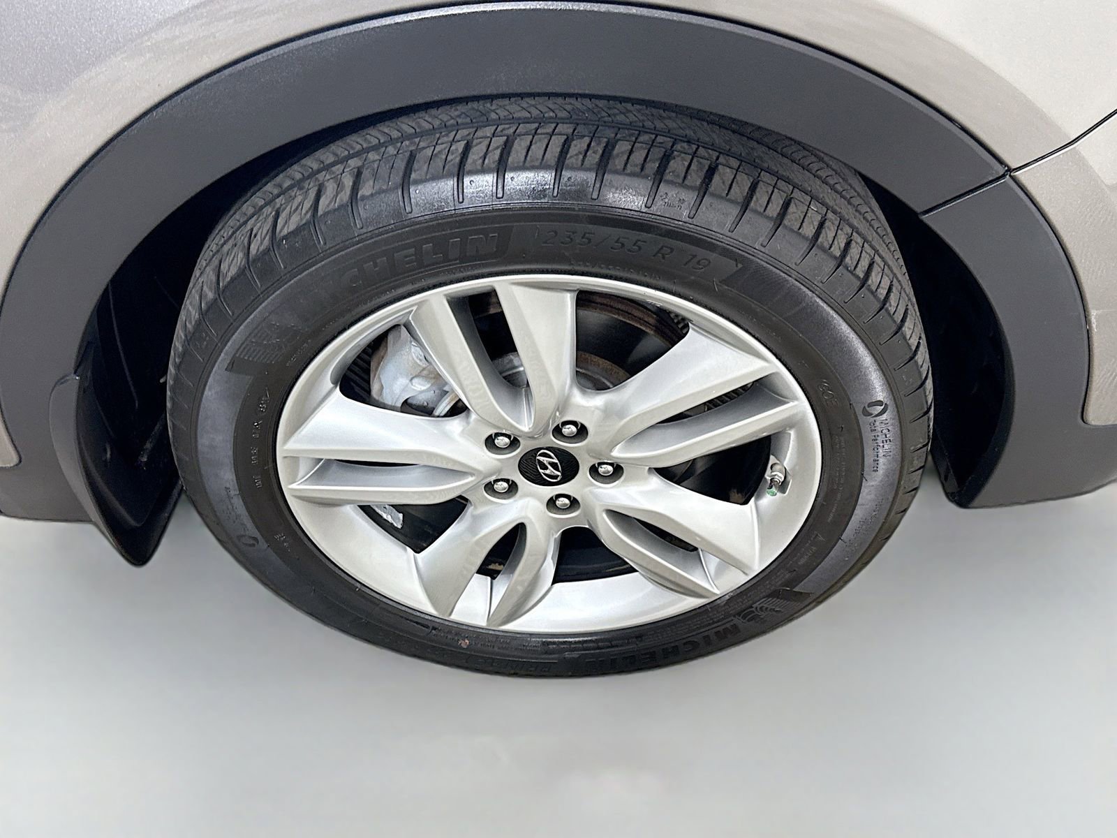 Used 2016 Hyundai Santa Fe Sport 2.0T w/ Option Group 05 FWD image 28