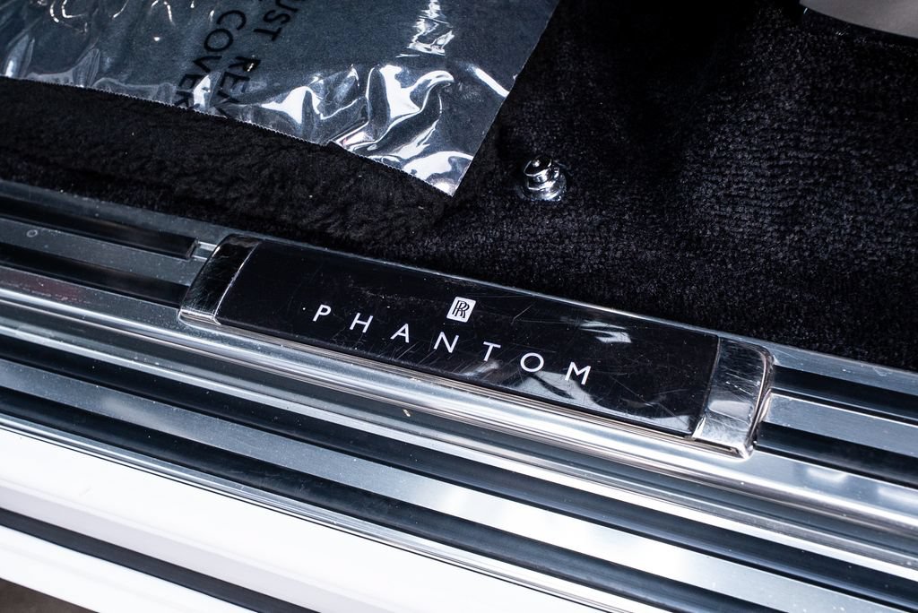 Used 2019 Rolls-Royce Phantom Sedan RWD image 31