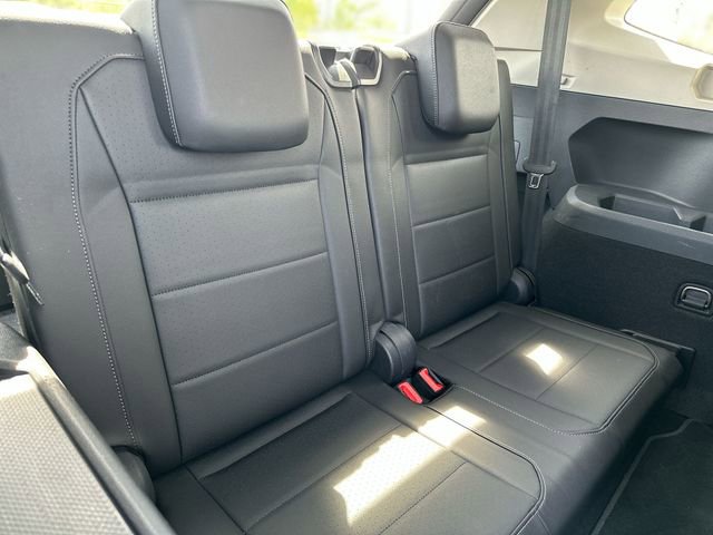 Used 2019 Volkswagen Tiguan SE FWD image 25