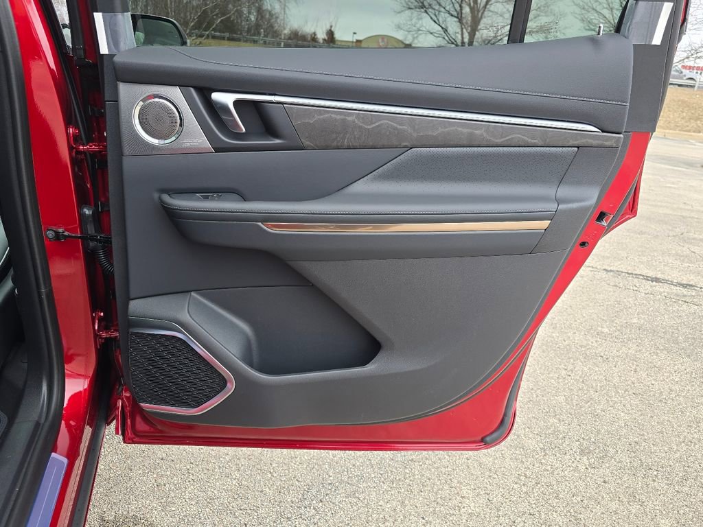 New 2026 Buick Enclave Avenir w/ Super Cruise Package image 32