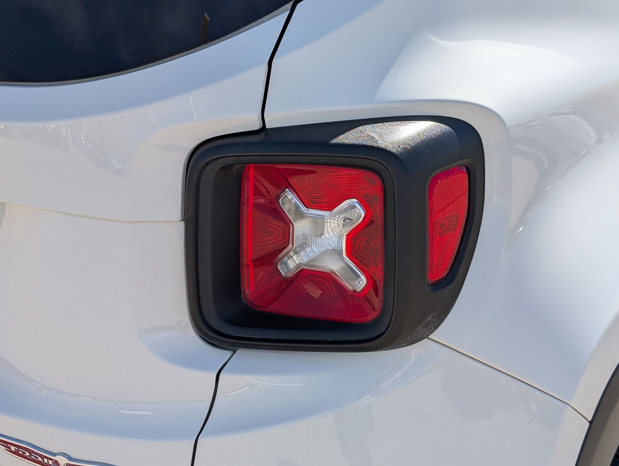 Used 2021 Jeep Renegade Trailhawk AWD/4WD image 11