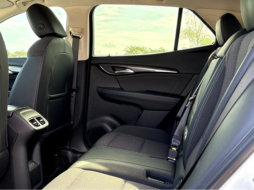 Used 2022 Buick Envision Preferred w/ Sport Touring Package image 16