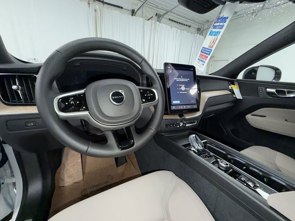 New 2026 Volvo XC60 B5 Plus w/ Protection Package Premier image 12