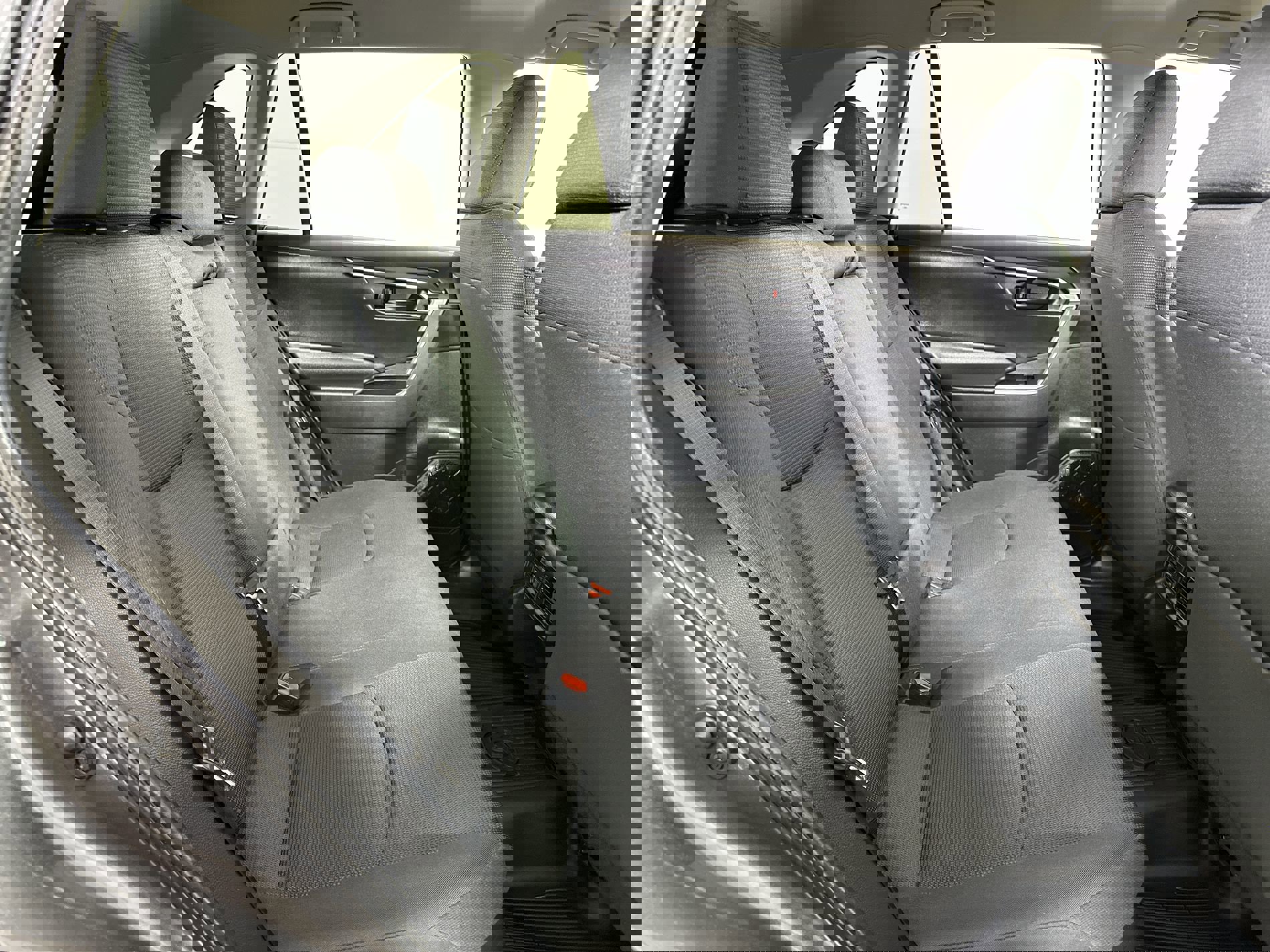 Used 2021 Toyota RAV4 LE image 64