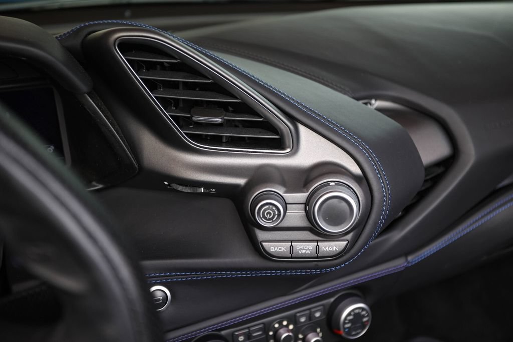 Certified 2018 Ferrari 488 Spider RWD image 36