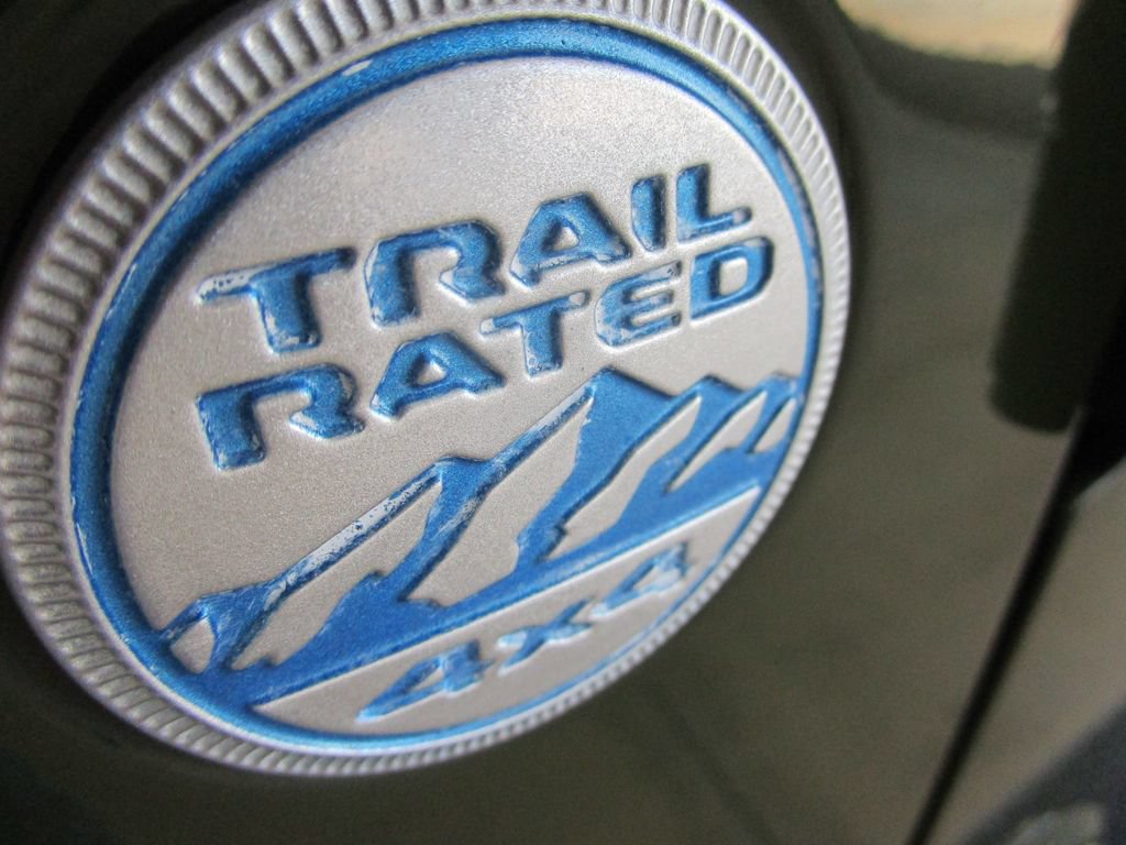 Used 2022 Jeep Wrangler Unlimited Sahara AWD/4WD image 25