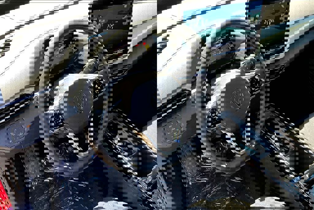 New 2025 Volkswagen ID.4 Pro S Plus image 14