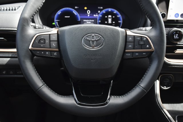 Used 2026 Toyota Grand Highlander AWD Hybrid image 7