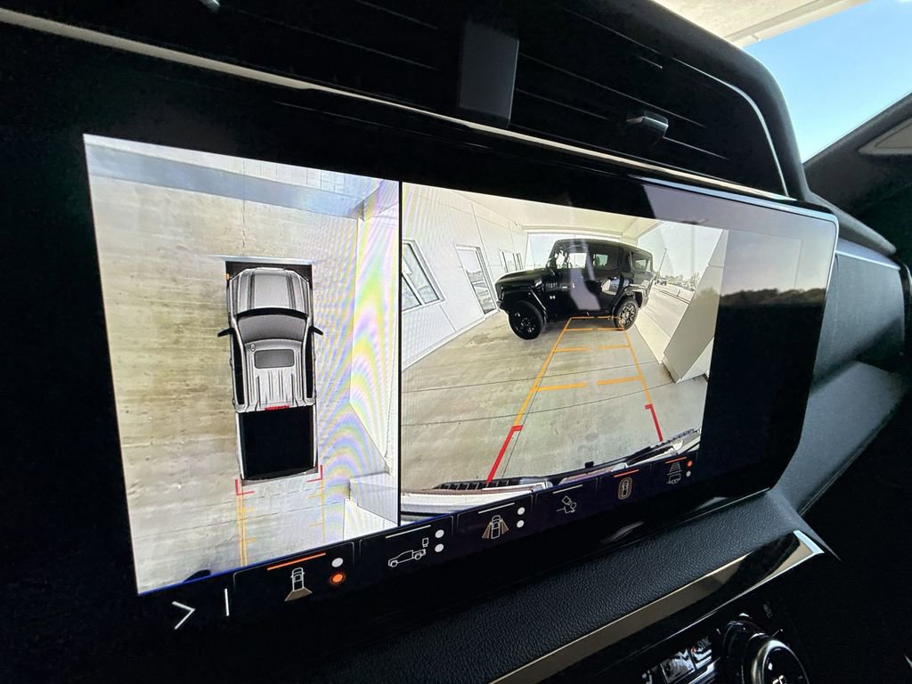 Certified 2025 GMC Sierra 1500 AT4 w/ Technology Package image 21
