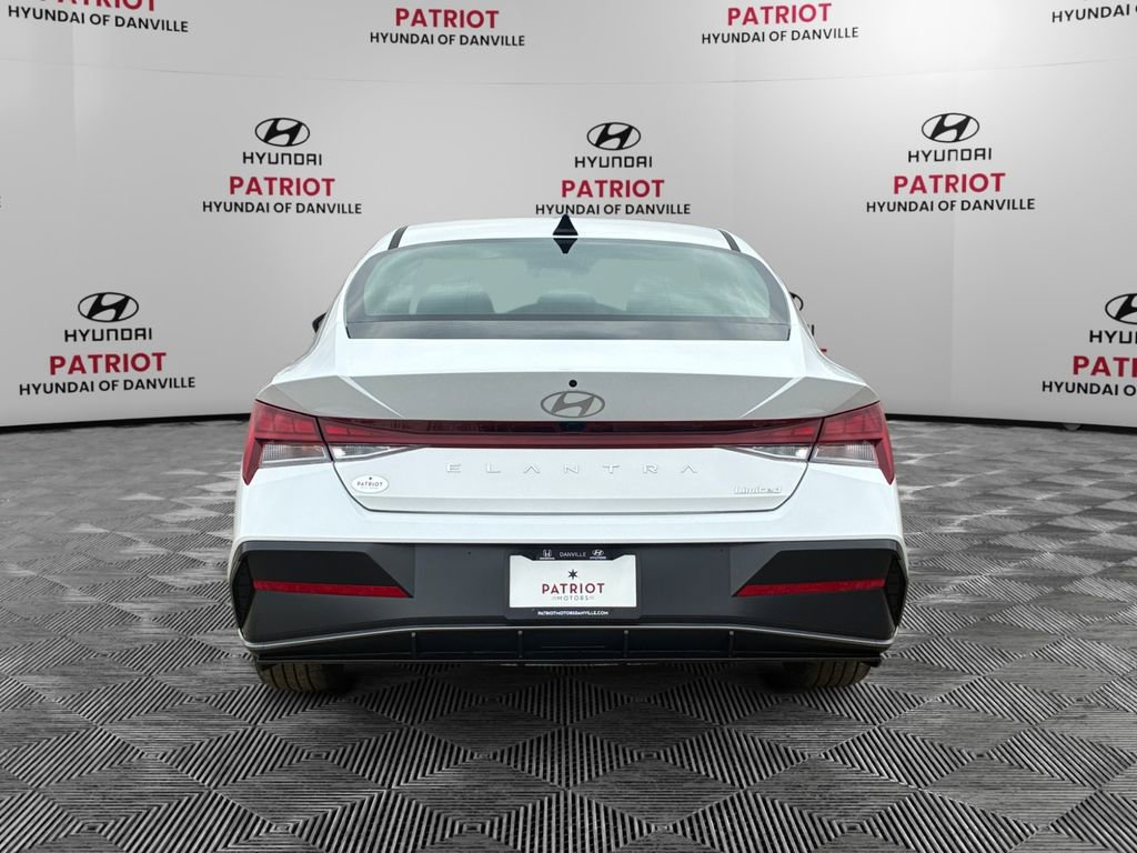 New 2026 Hyundai Elantra Limited image 4