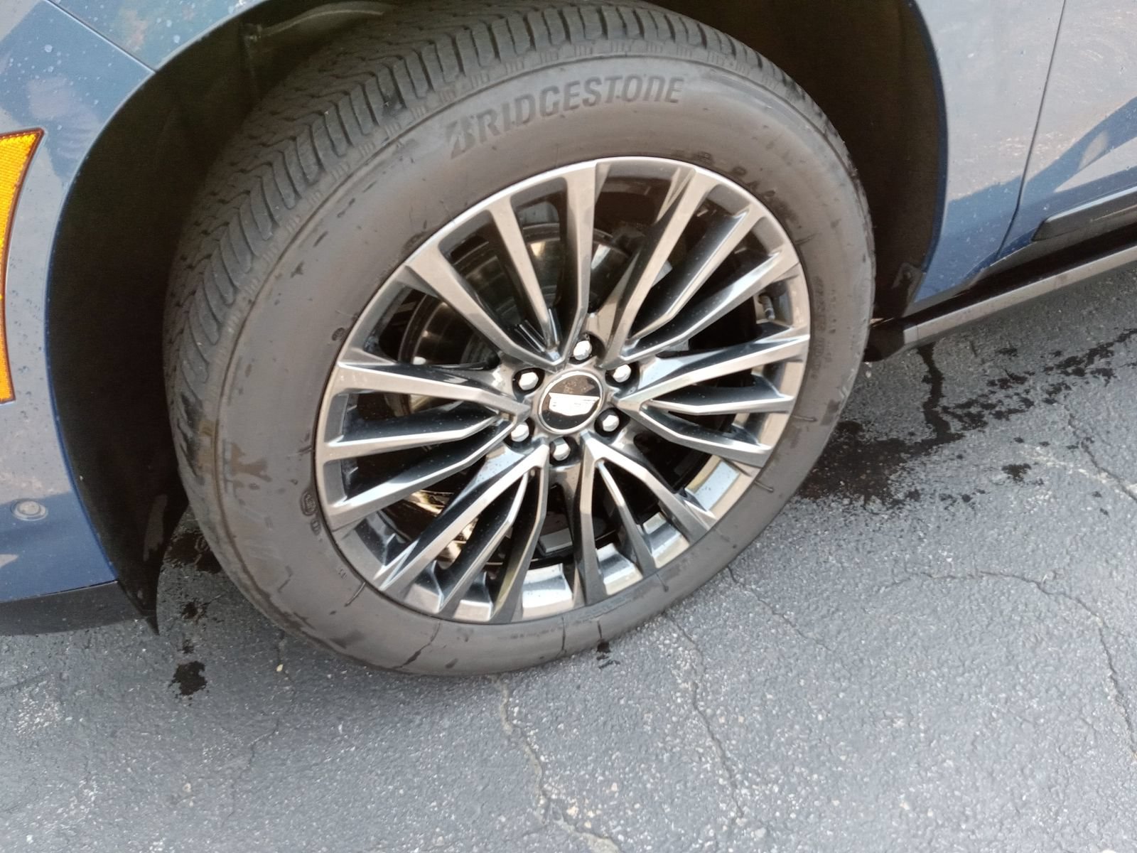 Certified 2026 Cadillac Escalade Platinum Sport AWD/4WD image 7