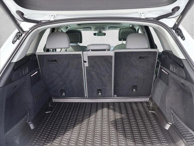 Used 2022 Audi Q5 2.0T Premium w/ Convenience Package image 6