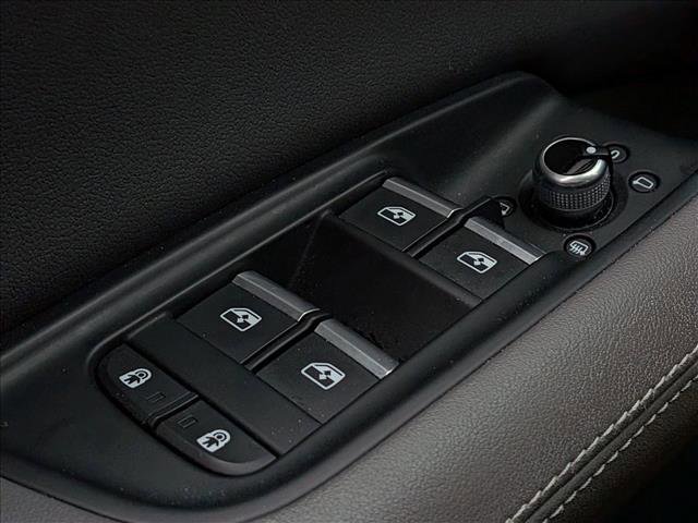 Certified 2025 Audi Q7 3.0T Premium Plus image 12