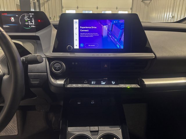 Used 2024 Toyota Prius LE image 19