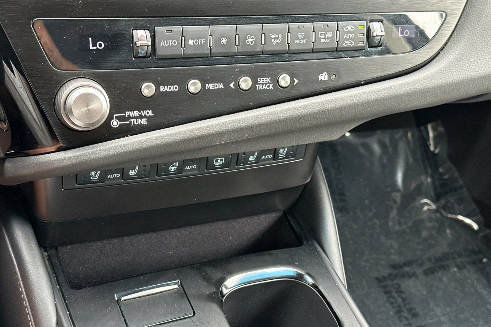 Certified 2023 Lexus ES 350 w/ Accessory Package (Z2) FWD image 23
